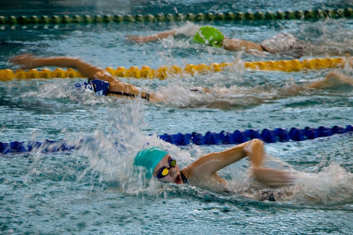 Відкритий чемпіонат Дніпра з плавання серед дівчат і юнаків зібрав понад півтисячі учасників 4