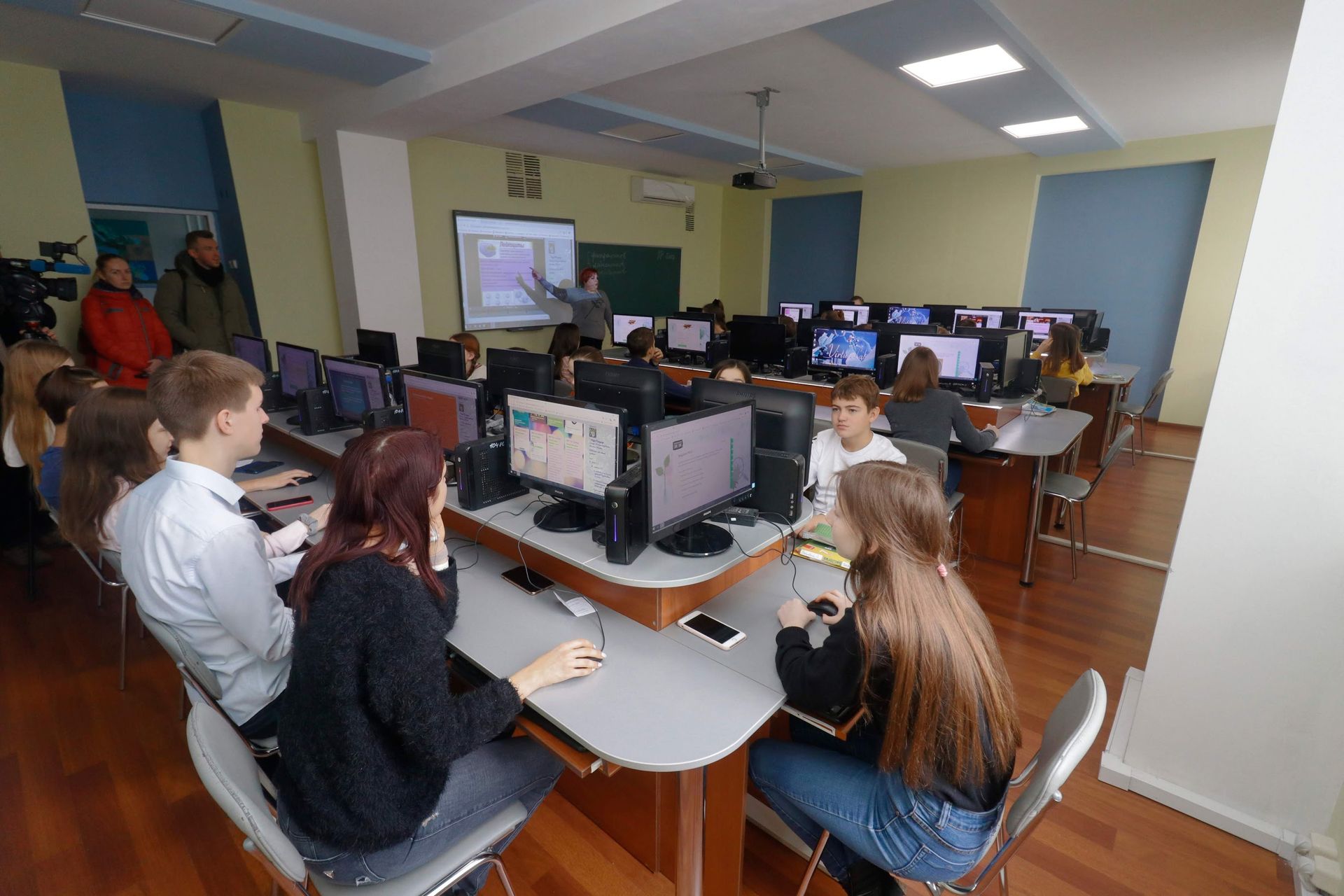 У Дніпрі проводять реновацію будівель закладів освіти та впроваджують програму «Безпечна школа» 4