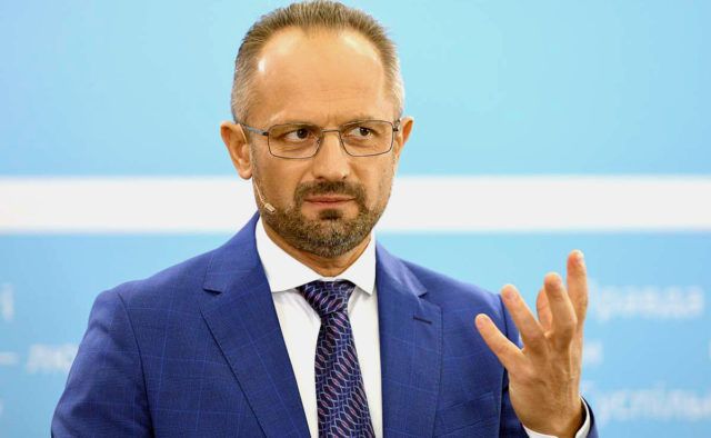 Роман Бессмертный - единственный из кандидатов, кто предлагает легализовать наркотики