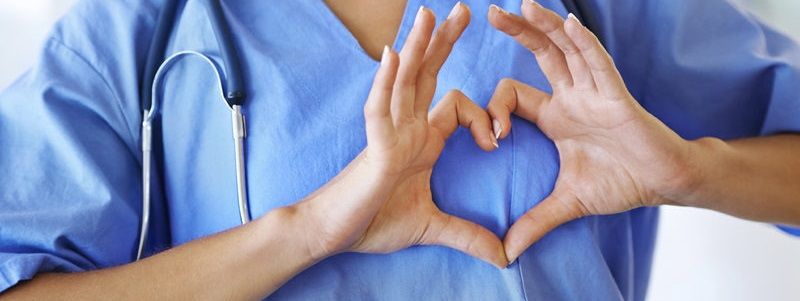 В Днепре известный хирург рассказал, как следить за здоровьем и прожить на 15-20 лет больше