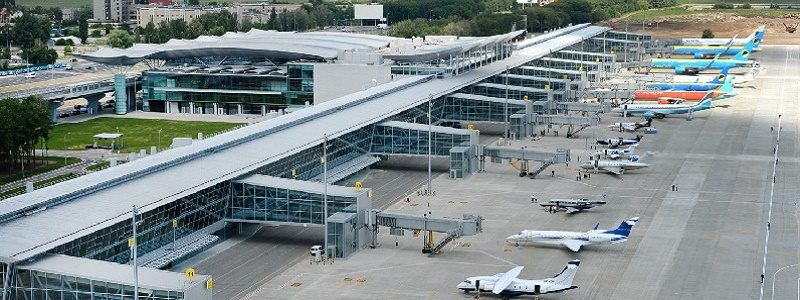 В Киеве Генпрокуратура заинтересовалась паркингом аэропорта Борисполь