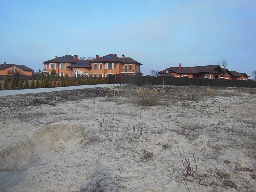 А рядом тут расположилась усадьба Морозенко. Фото «Лица»