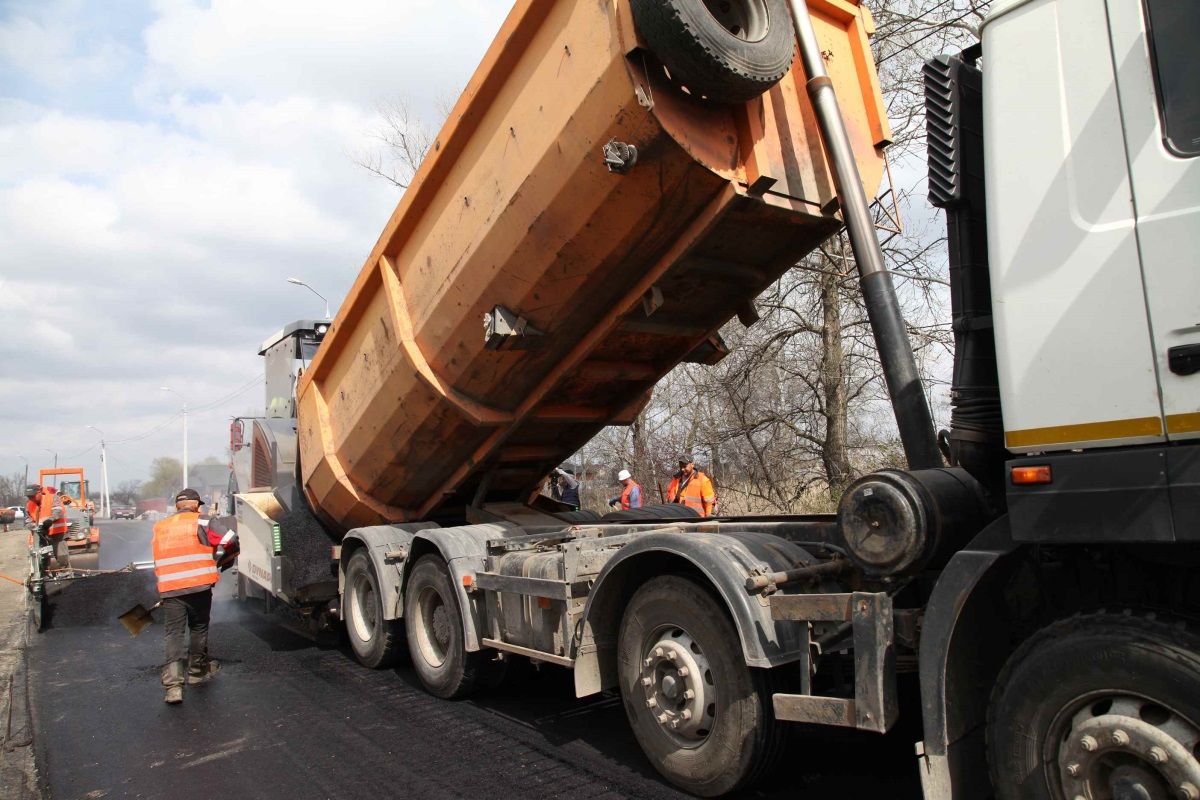 У Дніпрі ремонтують найпроблемнішу ділянку дороги – на вулицях Інгульській і Петрозаводській у напрямку Донецького шосе 3