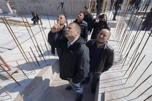 Кто-то пиарится, а кто-то их строит: как в Днепре и Днепропетровской области строят новые стадионы 15