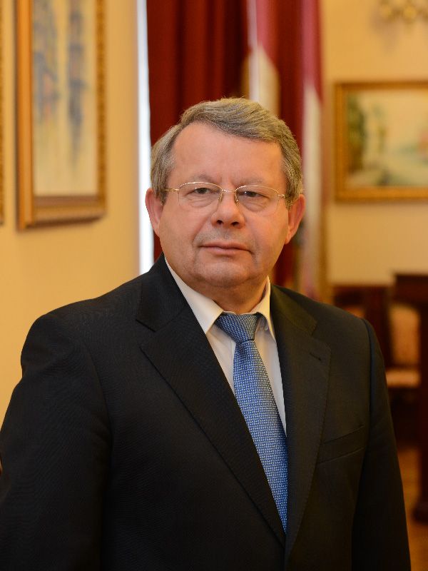 Топ-10 самых богатых ректоров вузов Киева 9