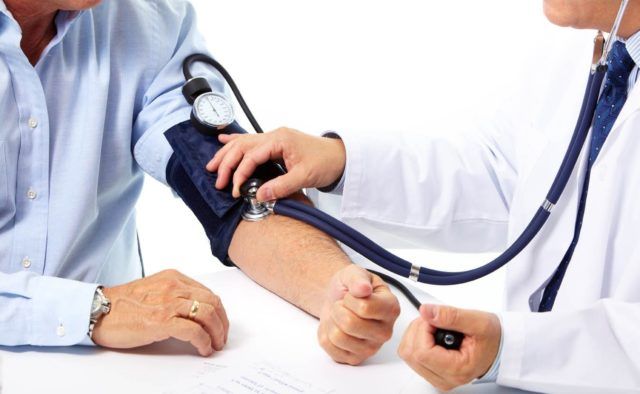 В Днепре профессиональный кардиолог рассказал, как сберечь свое сердце 3