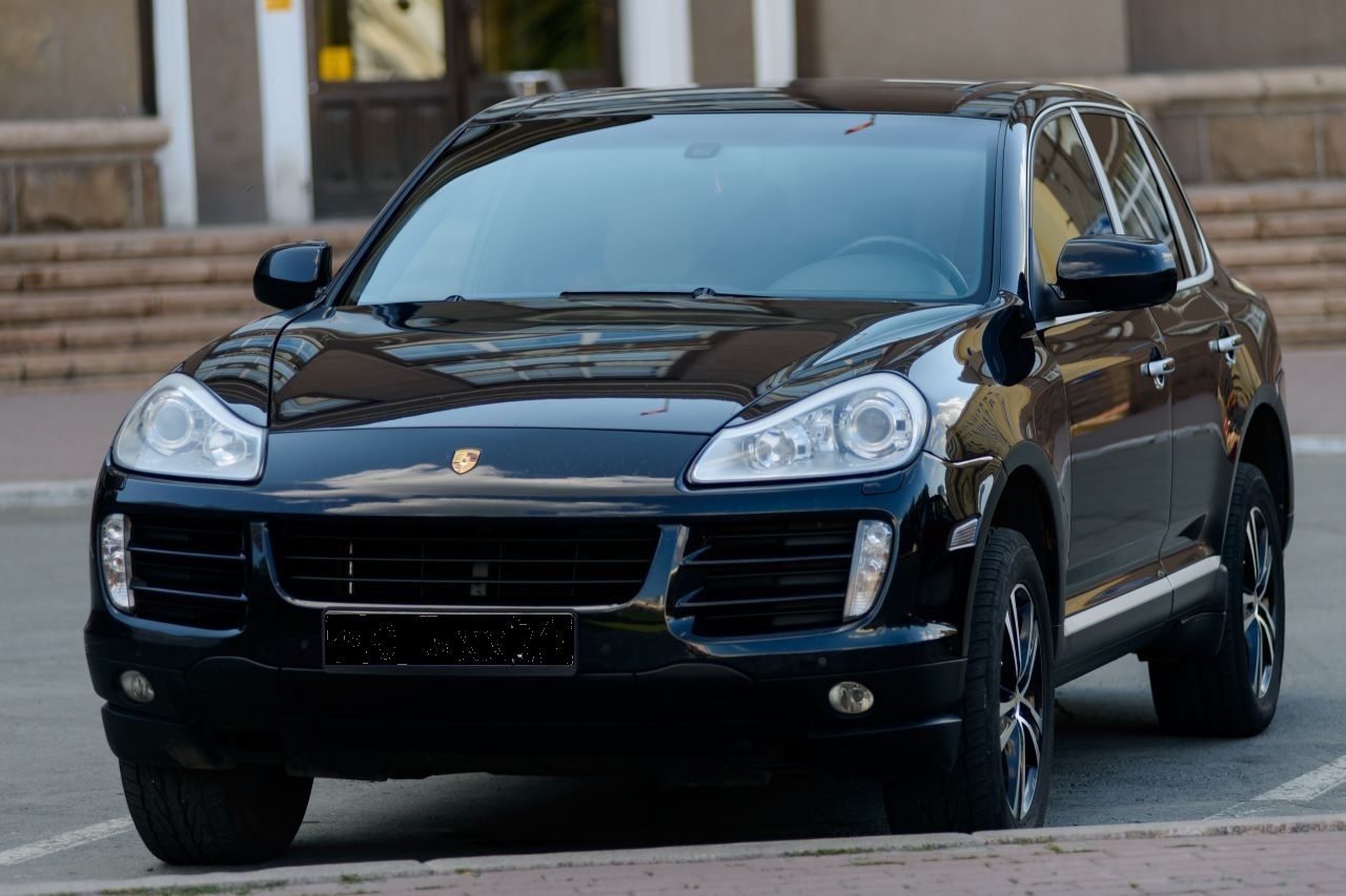 Аналогичное авто имеется у жены судьи Анатолия Коршуна