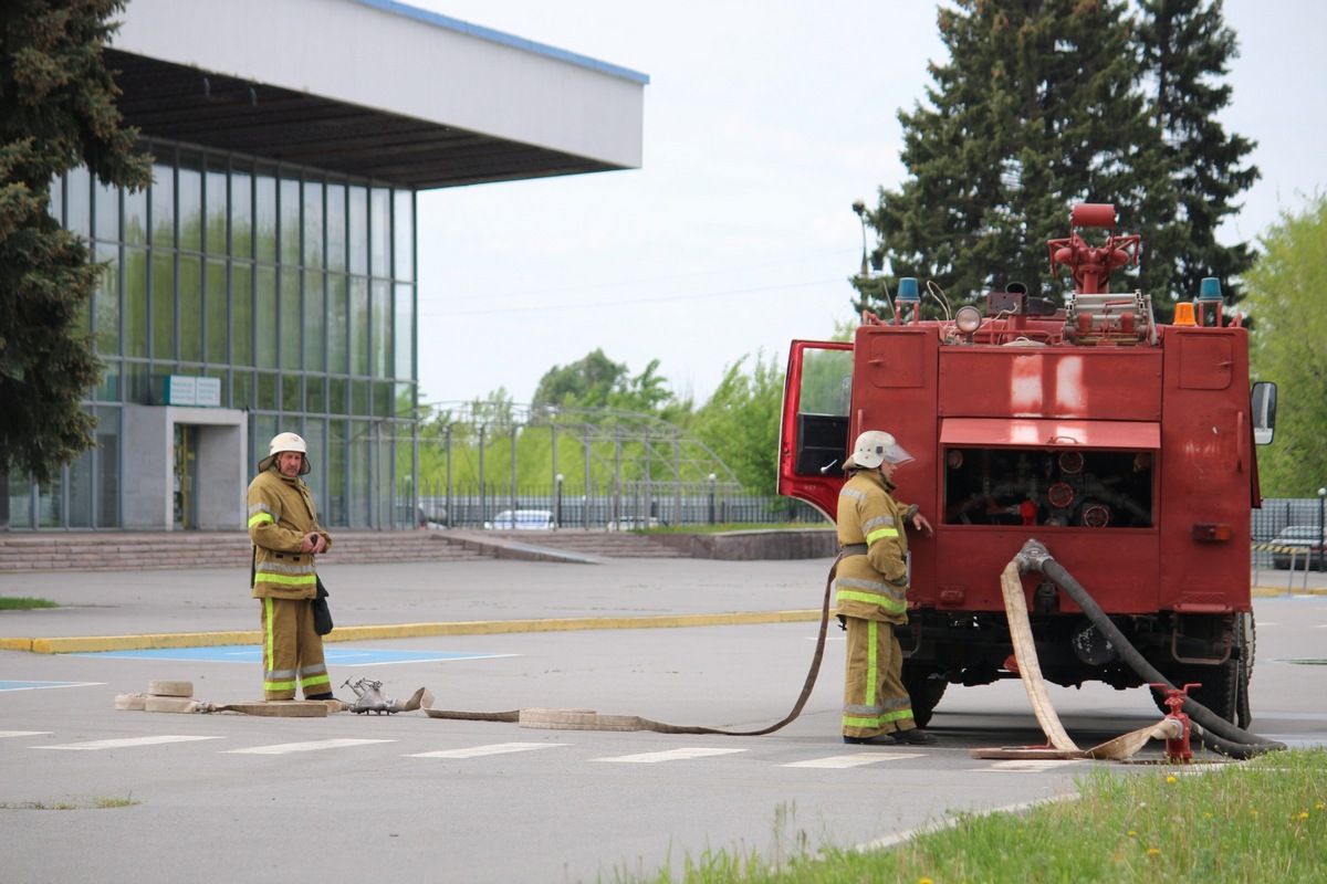 Службам постоянно приходится выезжать на фейковые минирования. А это приводит к немалым затратам из бюджета.