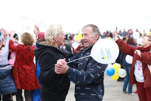 Днепру вернули мир на День Победы: как это получилось 5