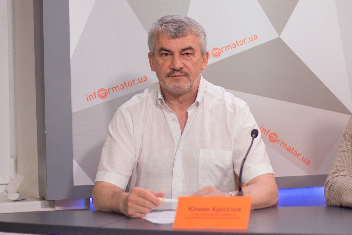 Юлиан Кургузов считает, что в летнее время президенту будет сложно донести новые идеи населению