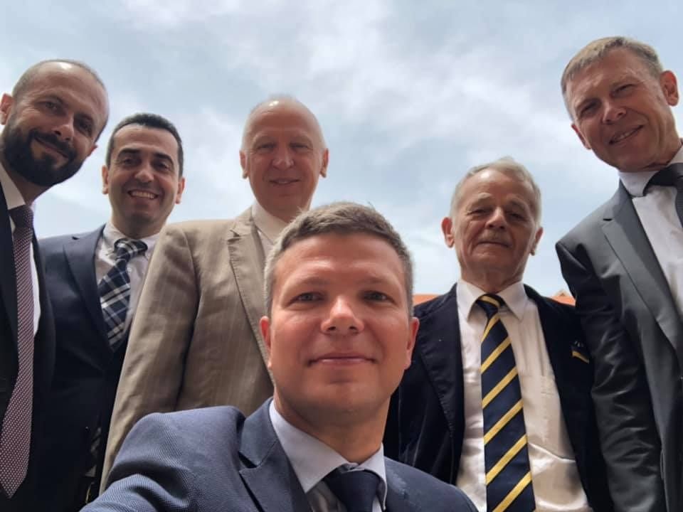 Борьба с Дарт Вейдером и ливанские зарисовки: чем известен нардеп Леонид Емец из Киева 5