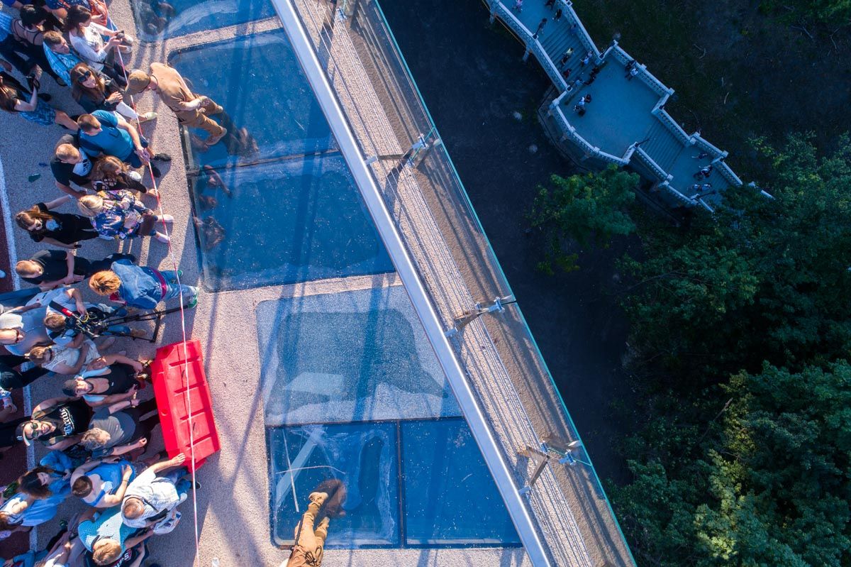 Плагиат и мнимая экономия - как создавали треснувший мост в Киеве 2