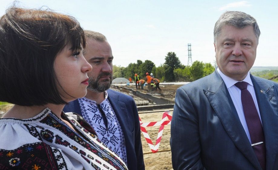 Аэропорт Днепра. Учтет ли Зеленский ошибки Порошенко 1