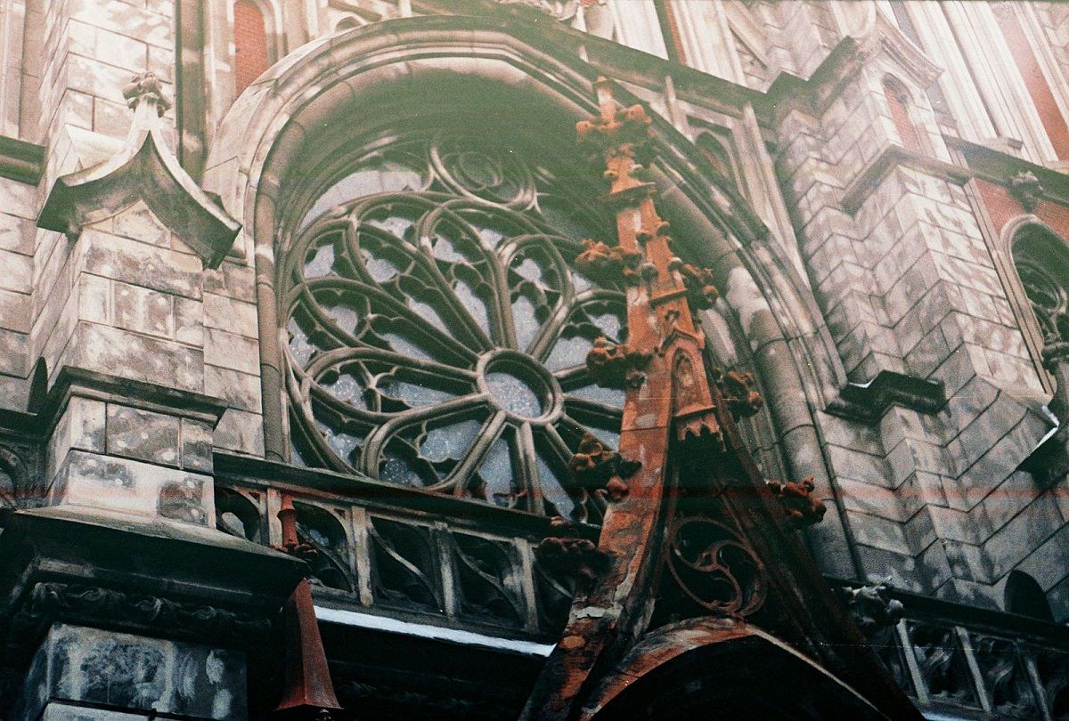 В Киеве разваливается одно из семи чудес Украины 3