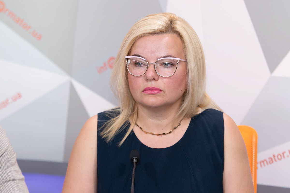 Глава фракции Оппозиционного блока в Днепровском горсовете Наталья Начарьян