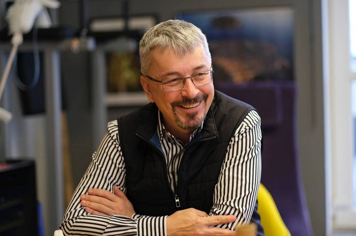 Регионалы, КВНщик и директор канала Коломойского: кто будет представлять партию Зеленского в парламенте 8