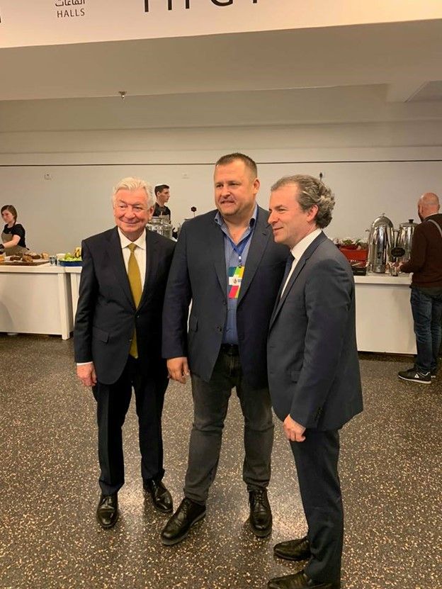 Как мэр Днепра Борис Филатов играет в геополитику 8