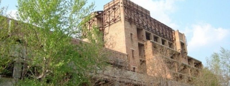 Как у Днепра украли корабль-призрак