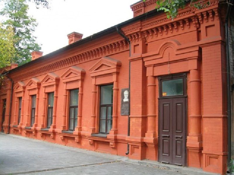 Почему фирма из Швейцарии не дает открыть музей Александра Поля в Днепре 4