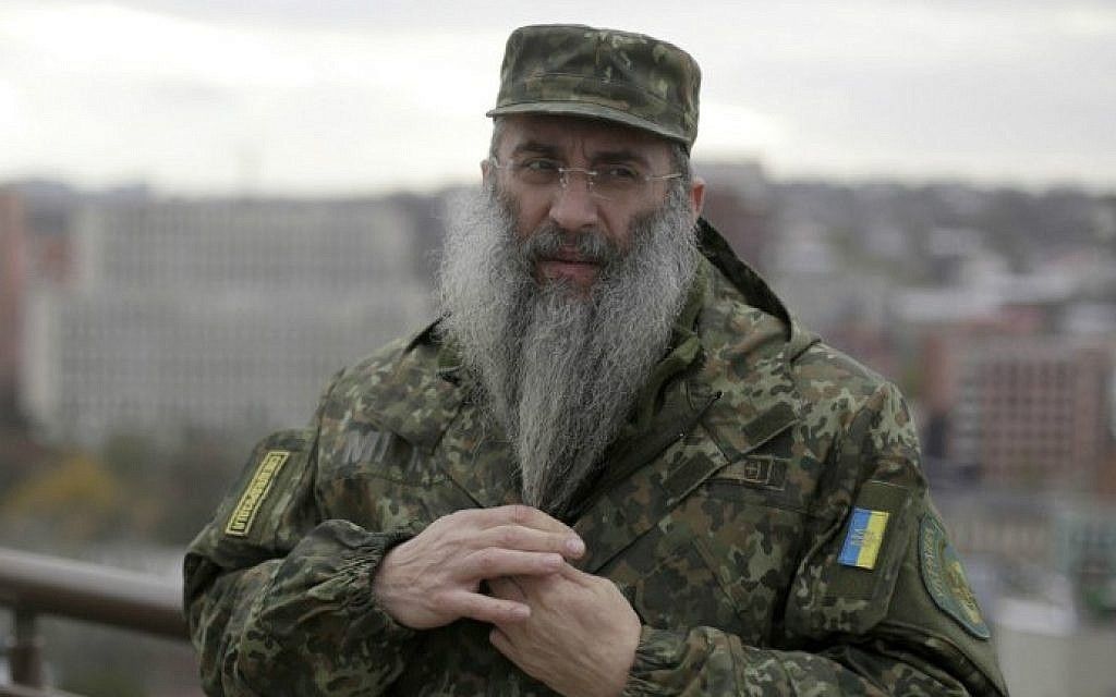 Стулья, деньги и столы — легко ли быть благотворителем в Украине 3