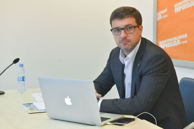 Нардепы, безработные, телеведущие, миллионеры: кто от Киева штурмует Раду 17