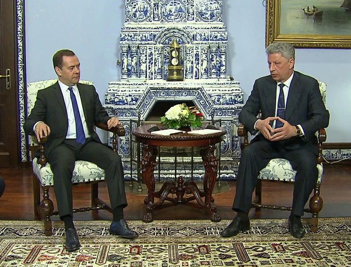 Как партии, идущие в Верховную Раду, собираются решить конфликт на Донбассе и возвращать Крым 2