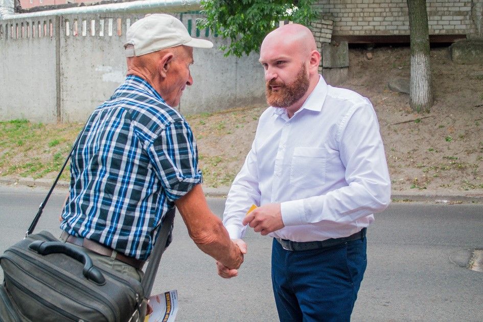 «Привести в порядок голову - на пользу всему организму»: детский врач и волонтер Игорь Майденко рассказал о выдвижении в депутаты ВР 2