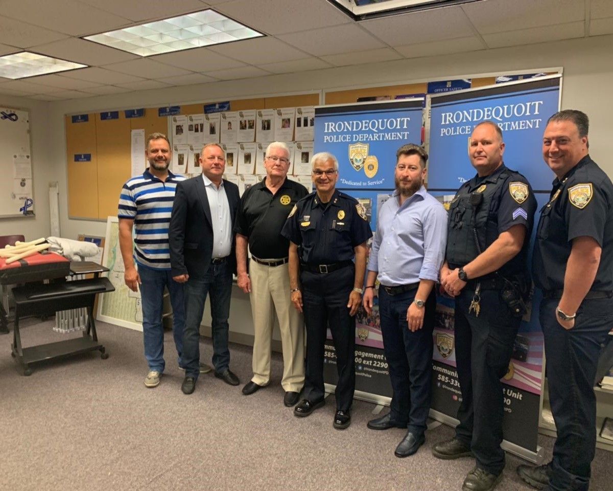 Экс-начальник Беркута из Днепра ездил перенимать опыт у полиции США 6