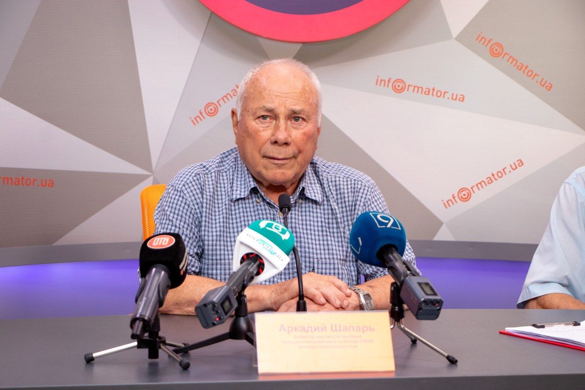 Аркадий Шапарь заявил, что Днепр в его нынешнем виде может превратиться в болото