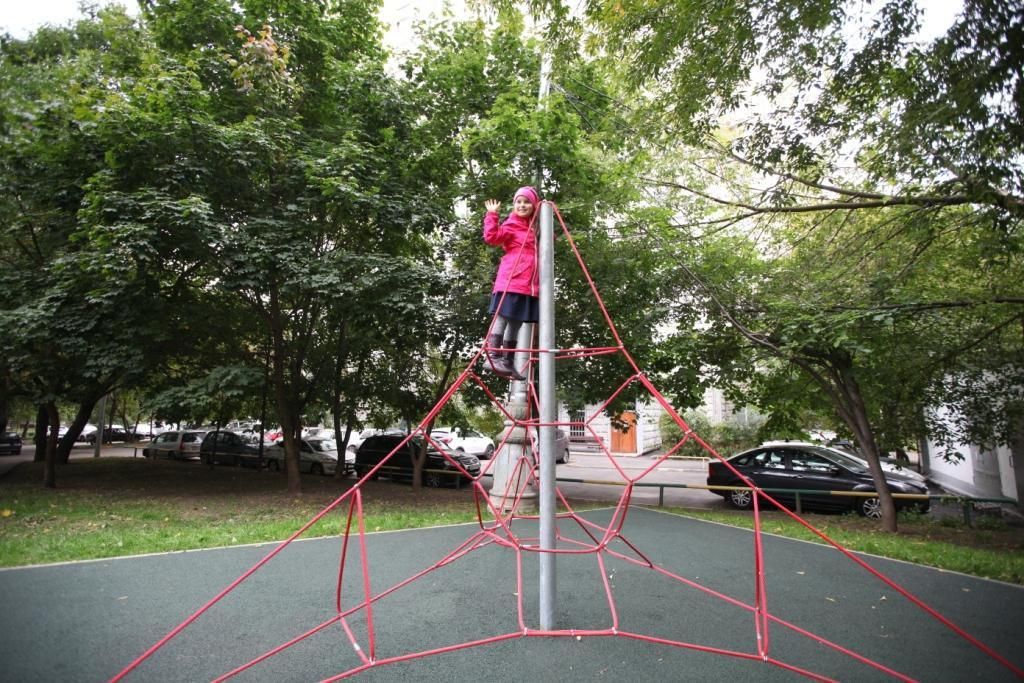 Где в Днепре поставят детские и спортплощадки за 7,5 миллиона 2