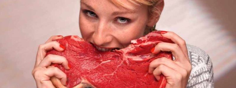 Готовы ли украинцы сортировать мусор и перестать есть мясо: результат опроса