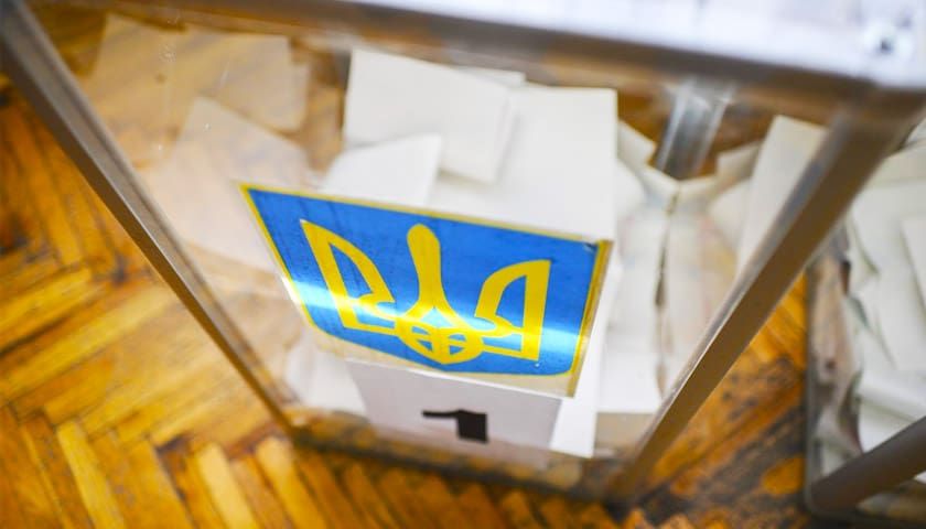 В чем главная интрига выборов в Верховную Раду и кому нужен телемост Украина-РФ: комментарии политологов 1
