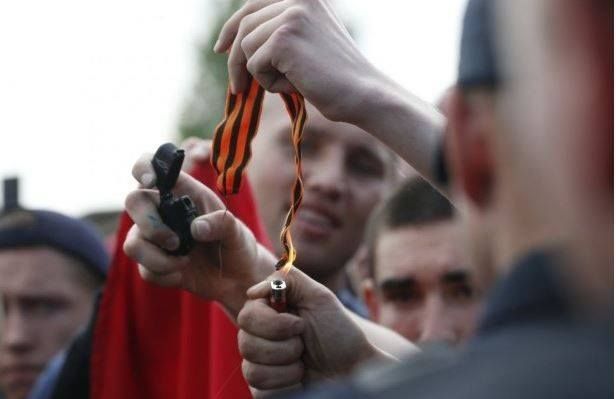 Какой приговор вынес суд в Киеве стороннику георгиевских лент из Севастополя 2