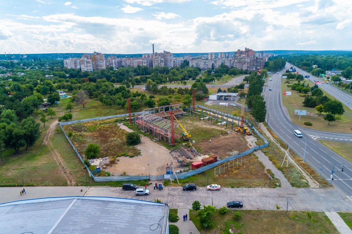 В Новокодакском районе Днепра с нуля возводят два объекта социальной инфраструктуры 1
