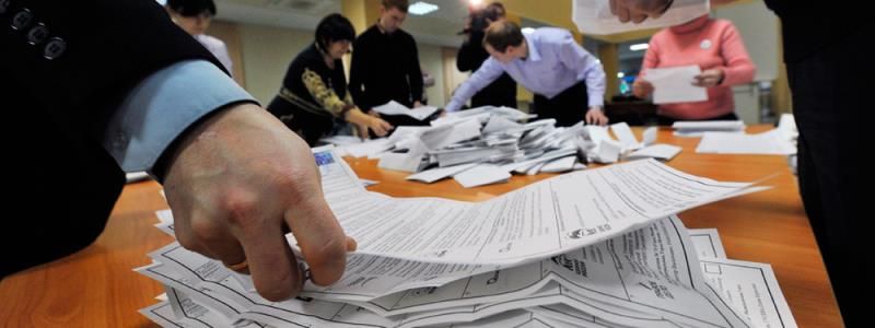 Штрафы и реальные сроки: как могут наказать за фальсификации на выборах в Верховную Раду