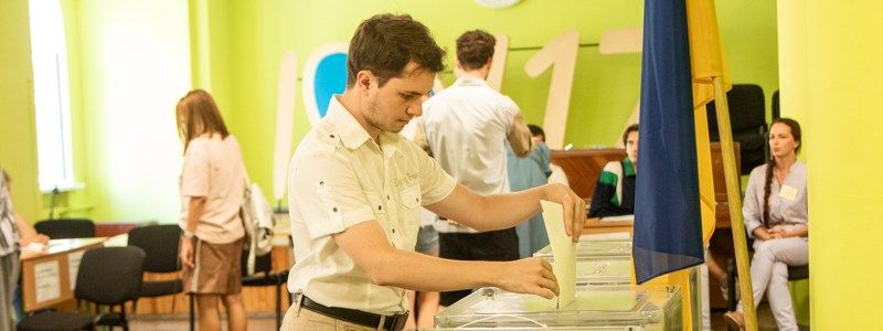 Что влияет на явку избирателей, и кто станет премьер-министром Украины: мнение политологов