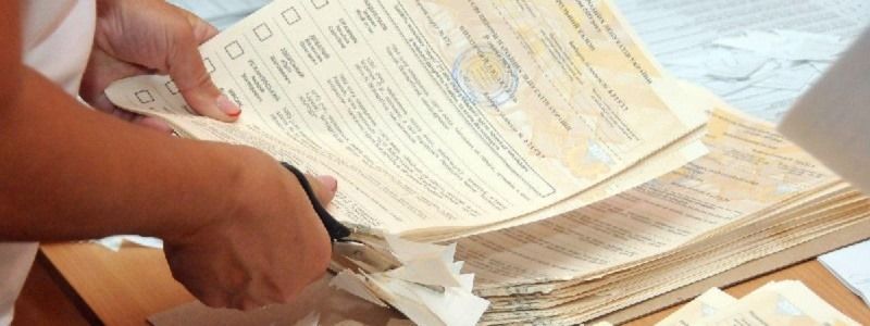 Бывший «регионал» Игорь Фартушный пытается оспорить выборы на 37 округе