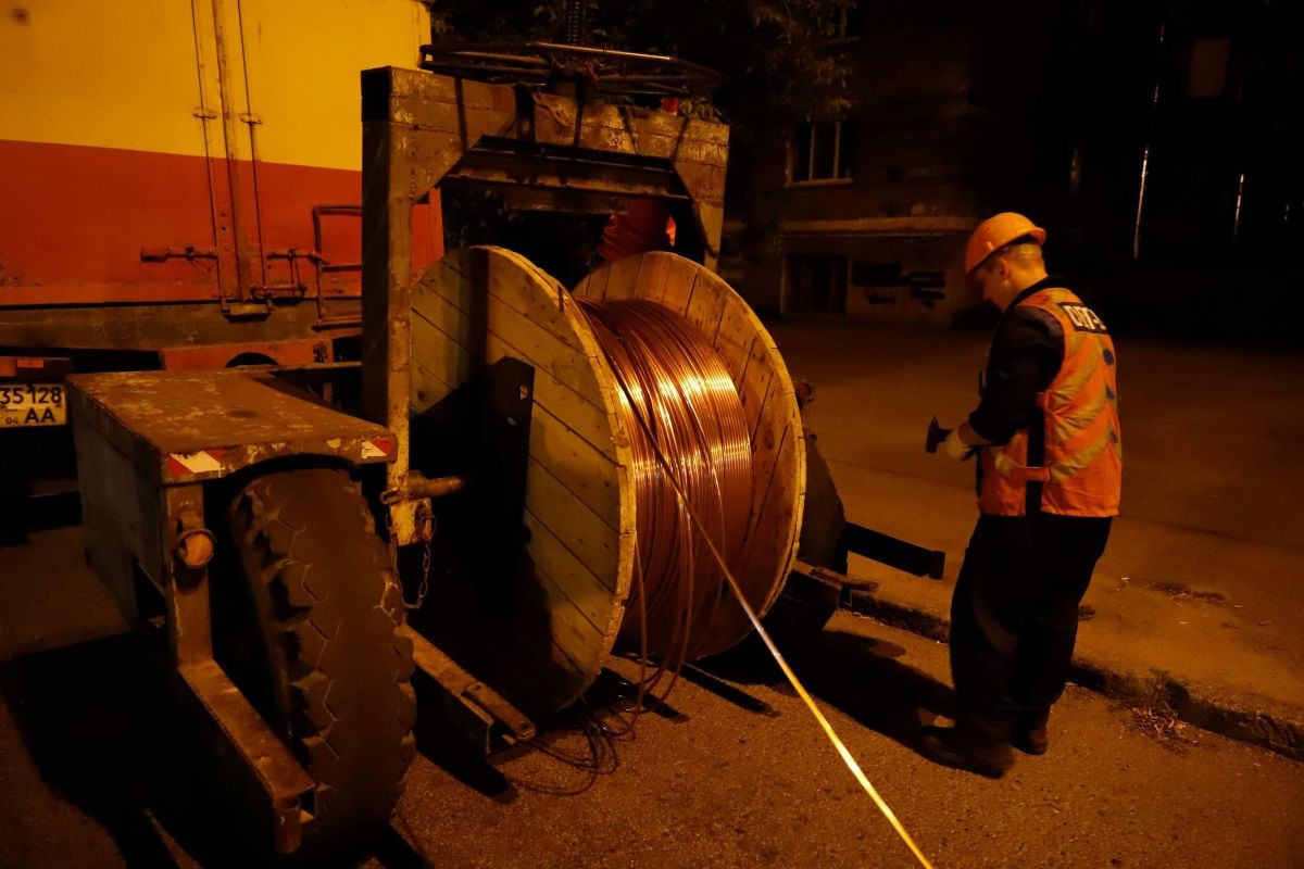 У Дніпрі замінили контактну мережу на трьох тролейбусних маршрутах 1