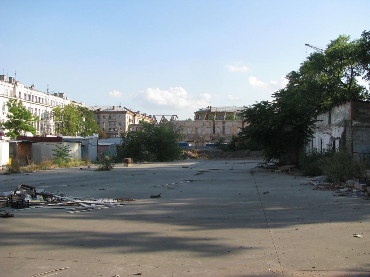 Участок на Пастера где построят мультифункциональный комплекс