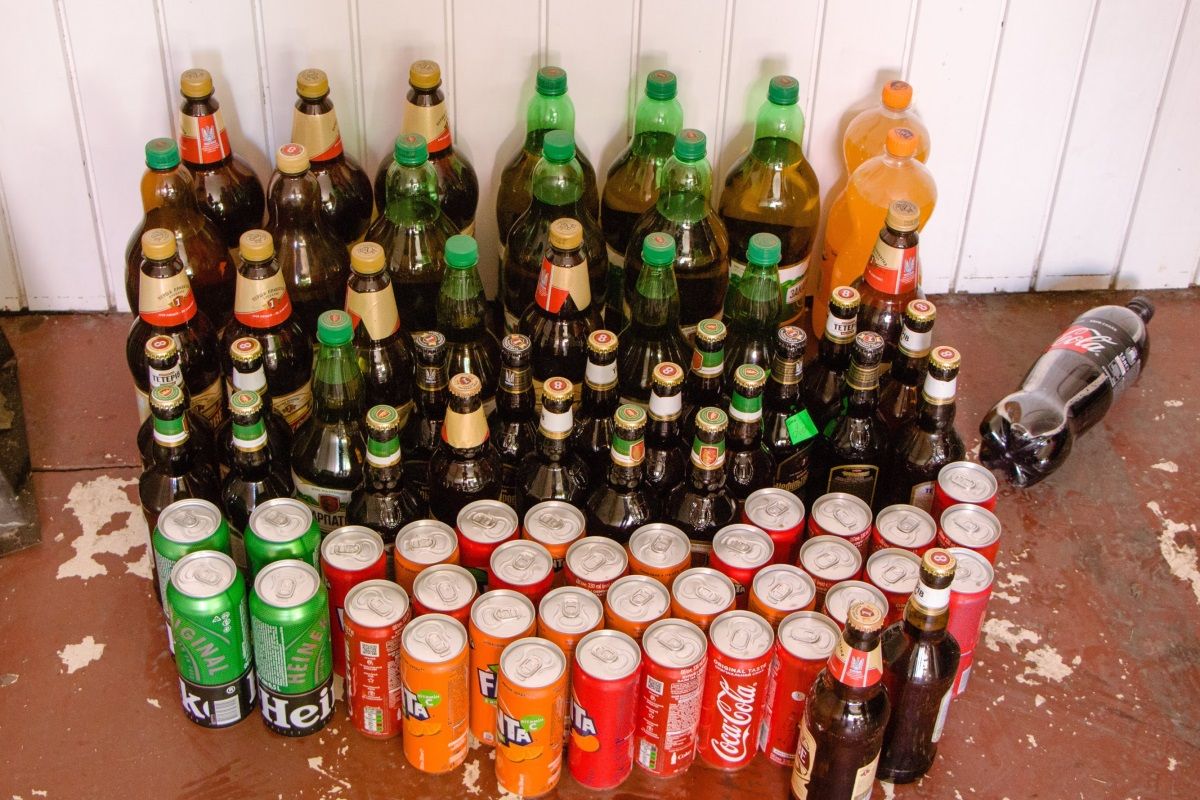 Дістали і за парканом: у Дніпрі демонтували наливайку, що знаходилася на самозахопленій території 5