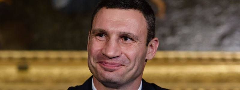 Кабмин Гройсмана отказался увольнять мэра Киева Кличко