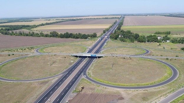 Такие дороги в Украине - это только начало больших изменений в стране