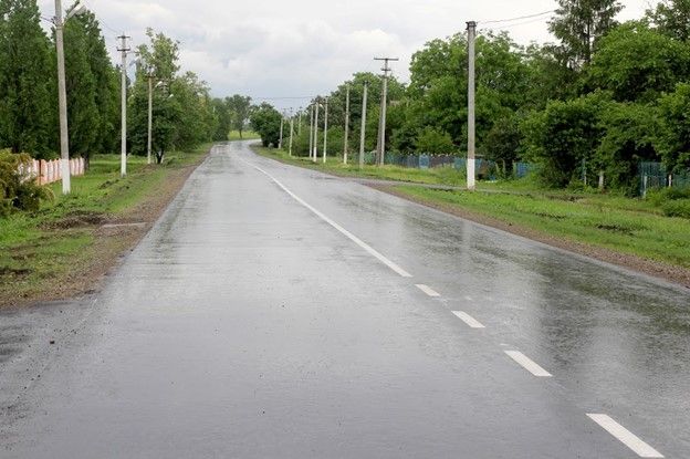 Качественные дороги могут быть и в отдаленных селах - доказано командой Резниченко