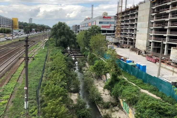 В Киеве закроют одну из рек и построят над ней дорогу 1