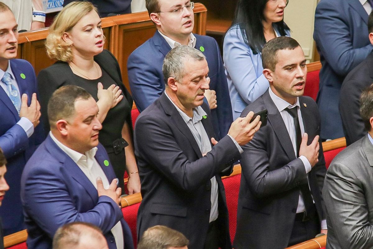 Без смартфона - никуда