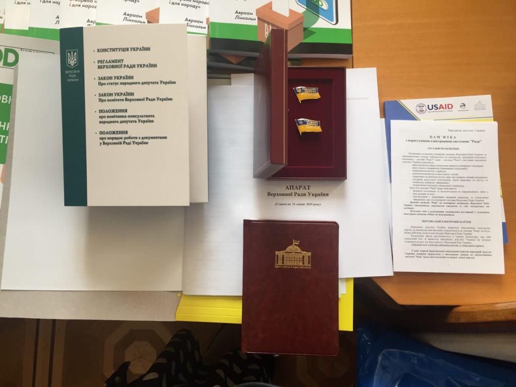 Первое заседание новой Верховной Рады: как это происходило за объективом телекамер 6