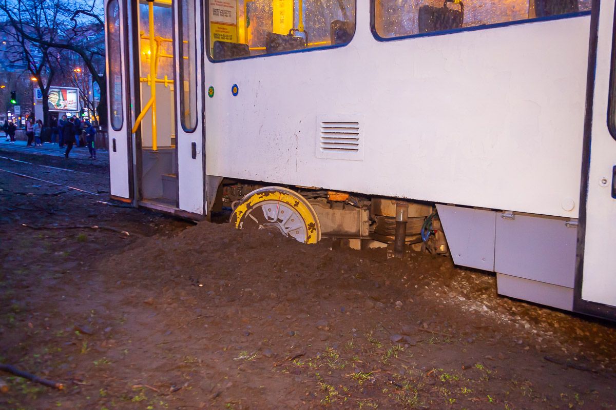 Почему в Днепре плохо работает электротранспорт: ответ горсовета 6