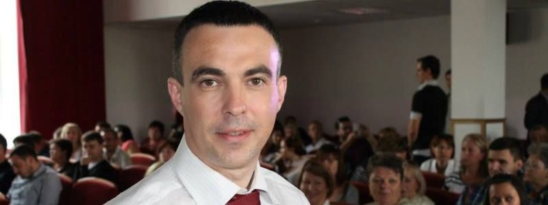 Депутата Киевсовета подозревают в подделке диплома о высшем образовании