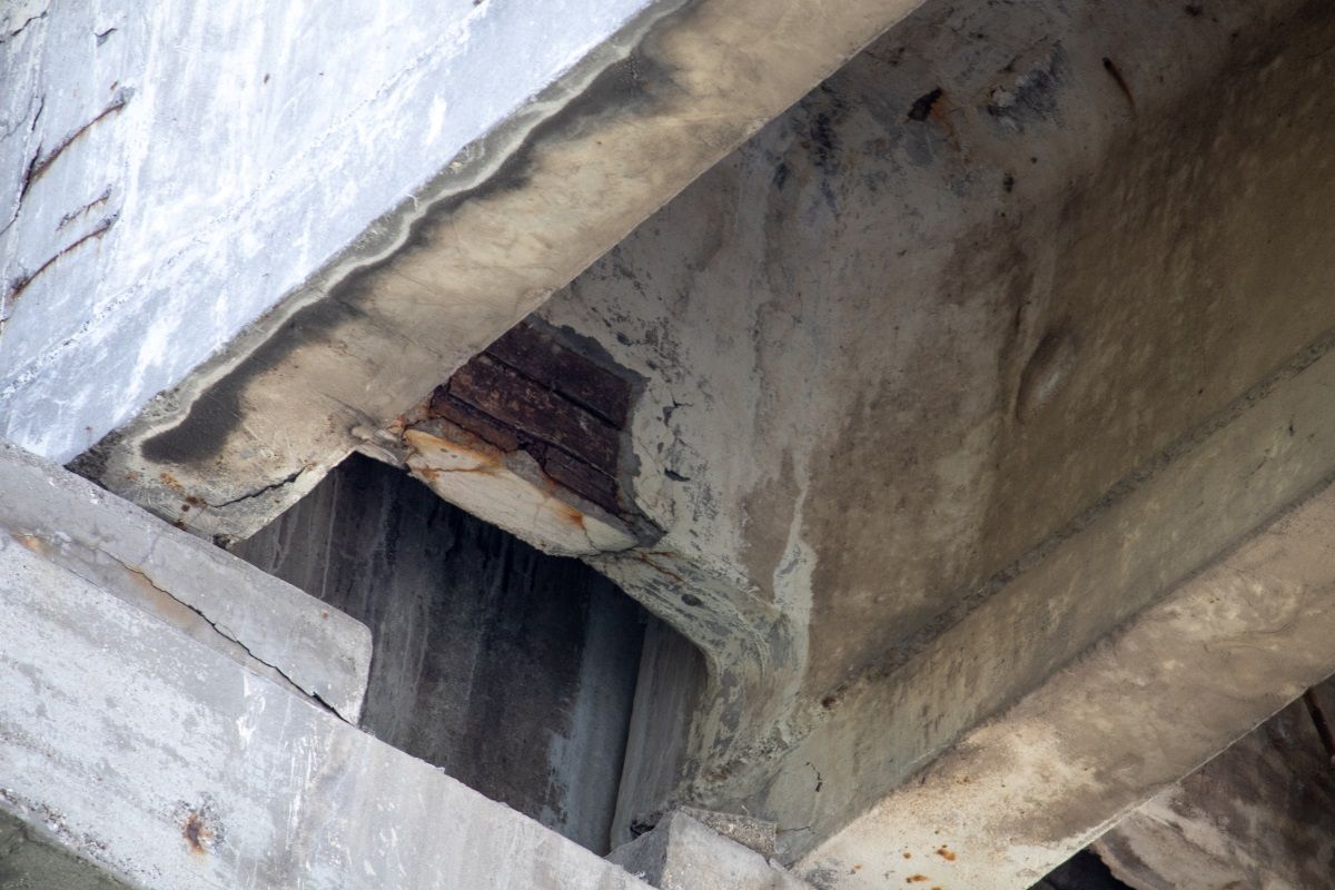 Как должны были отремонтировать и как отремонтировали Новый мост в Днепре 10