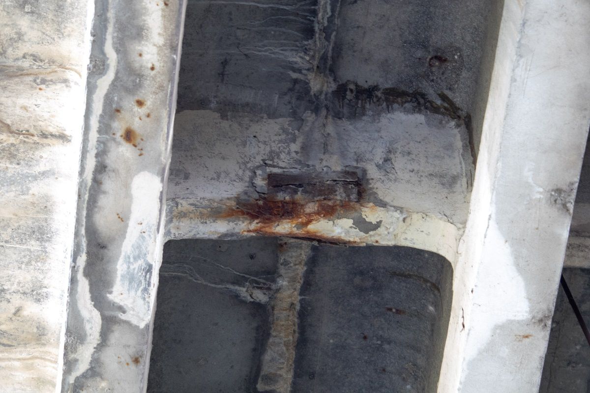 Как должны были отремонтировать и как отремонтировали Новый мост в Днепре 11